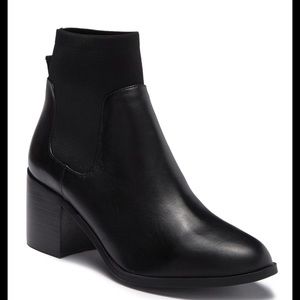 Erika Steve Madden Booties